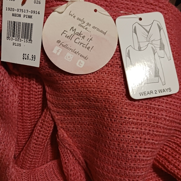 Sweater - Picture 3 of 3